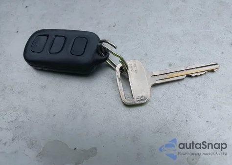 2005 Toyota Camry Le из США, поврежденный, VIN 4T1BE32K85U976470